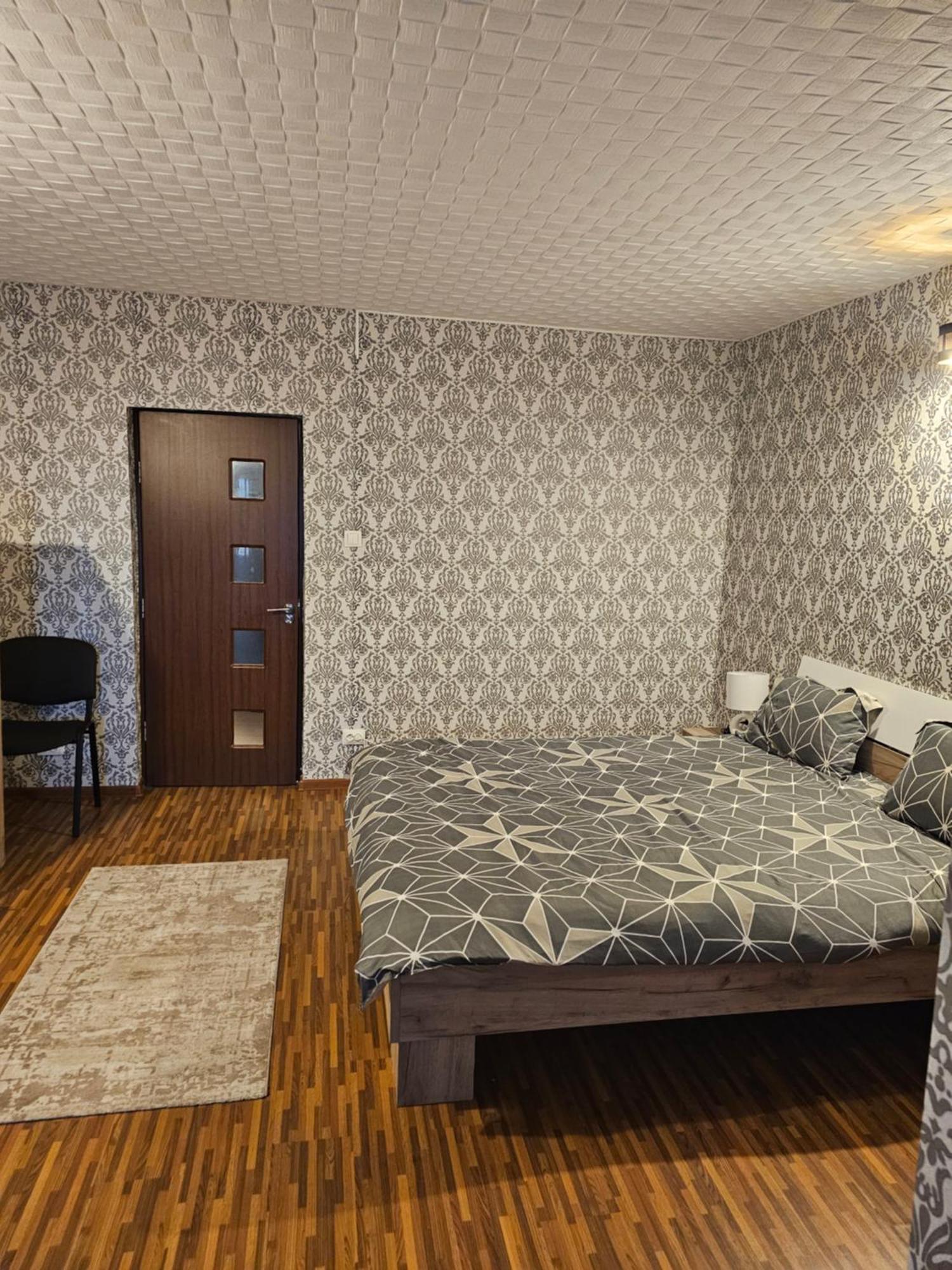 Garsoniera Dary Bloc G2Str Mihai Bravu Turnu Măgurele Exterior foto